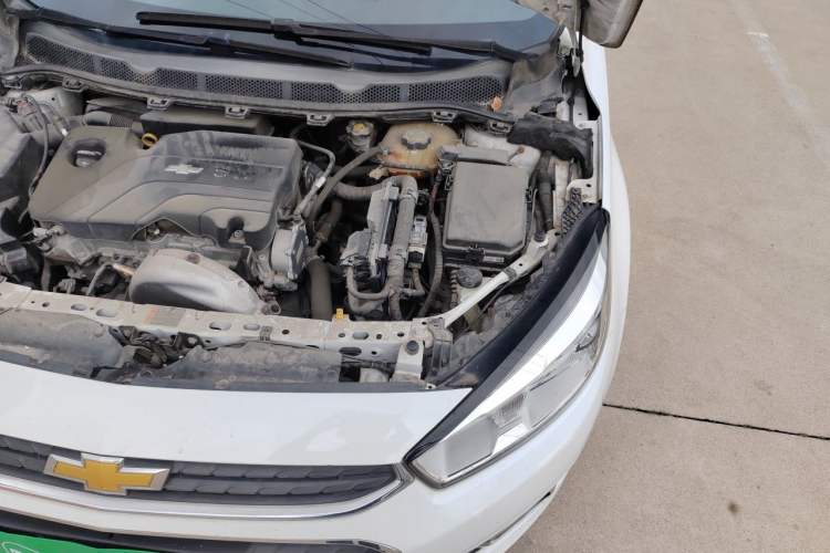 Used Chevrolet Cruze 2015 1.5L Manual Elite Edition Engine Bay Left
