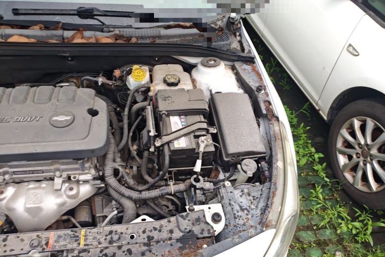 Used Chevrolet Cruze 2015 1.5L Classic SE AT Engine Bay Left