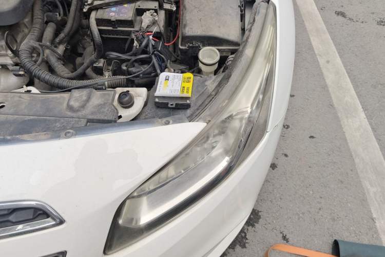 Used Chevrolet Cruze 2015 1.5L Classic SE MT Engine Bay Left