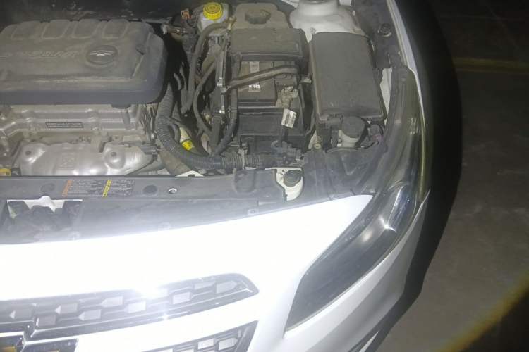Used Chevrolet Cruze 2015 1.5L Classic SE AT Engine Bay Left