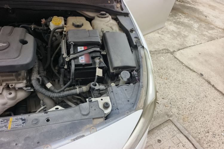 Used Chevrolet Cruze 2015 1.5L Classic SE AT Engine Bay Left