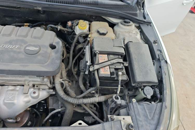 Used Chevrolet Cruze 2015 1.5L Classic SE AT Engine Bay Left