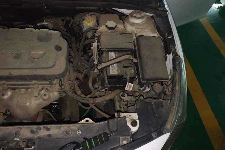 Used Chevrolet Cruze 2015 1.5L Classic SL MT Engine Bay Left