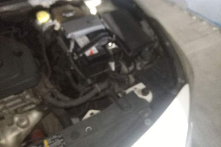 Used Chevrolet Cruze 2015 1.5L Classic SL MT Engine Bay Left