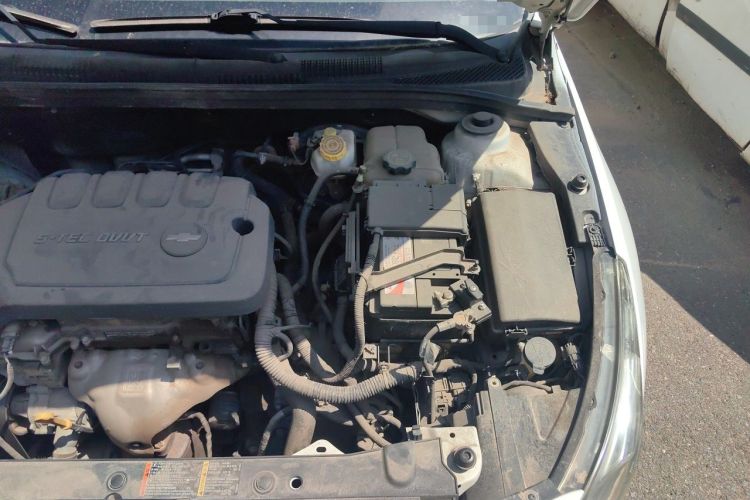 Used Chevrolet Cruze 2015 1.5L Classic SE AT Engine Bay Left