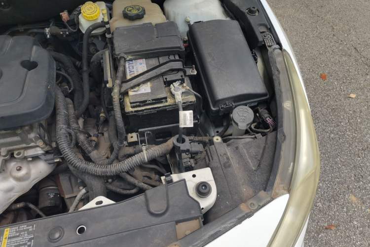 Used Chevrolet Cruze 2015 1.5L Classic SE AT Engine Bay Left