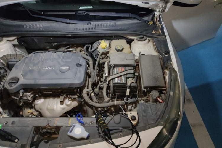 Used Chevrolet Cruze 2015 1.5L Classic SE MT Engine Bay Left
