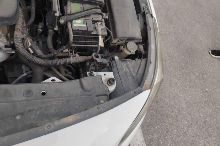 Used Chevrolet Cruze 2015 1.5L Classic SE AT Engine Bay Left