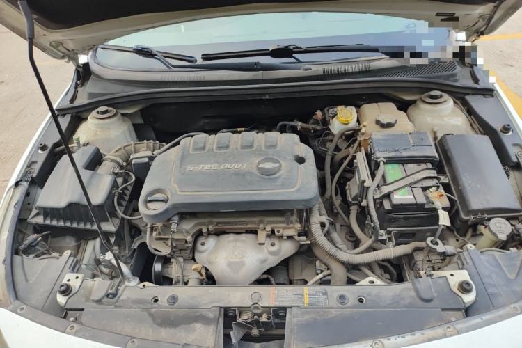Used Chevrolet Cruze 2015 1.5L Classic SE AT Engine Bay