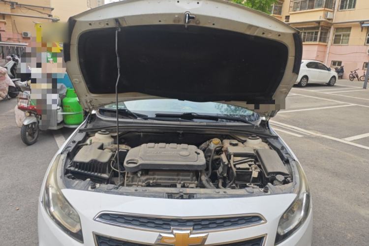 Used Chevrolet Cruze 2015 1.5L Classic SE MT Engine Bay