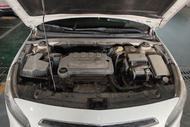 Used Chevrolet Cruze 2015 1.5L Classic SL MT Engine Bay