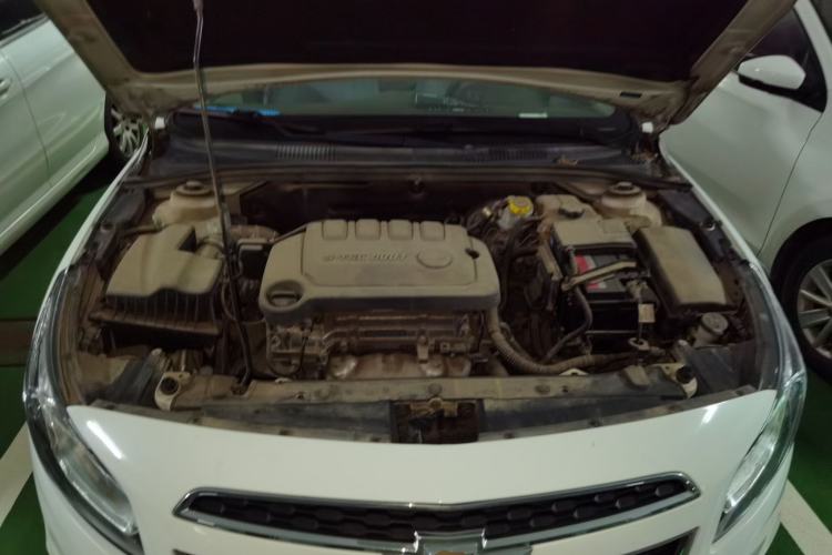 Used Chevrolet Cruze 2015 1.5L Classic SE MT Engine Bay