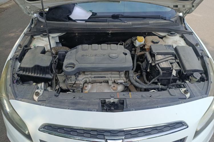 Used Chevrolet Cruze 2015 1.5L Classic SE MT Engine Bay
