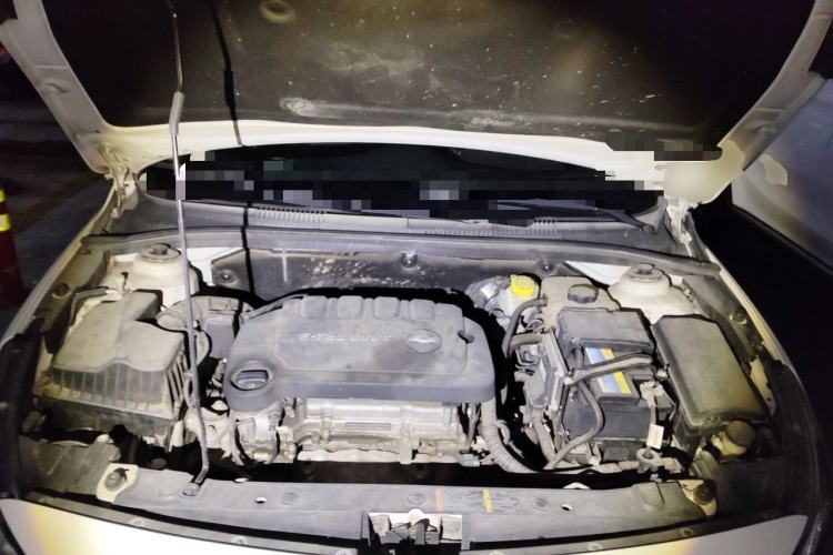 Used Chevrolet Cruze 2015 1.5L Classic SL MT Engine Bay