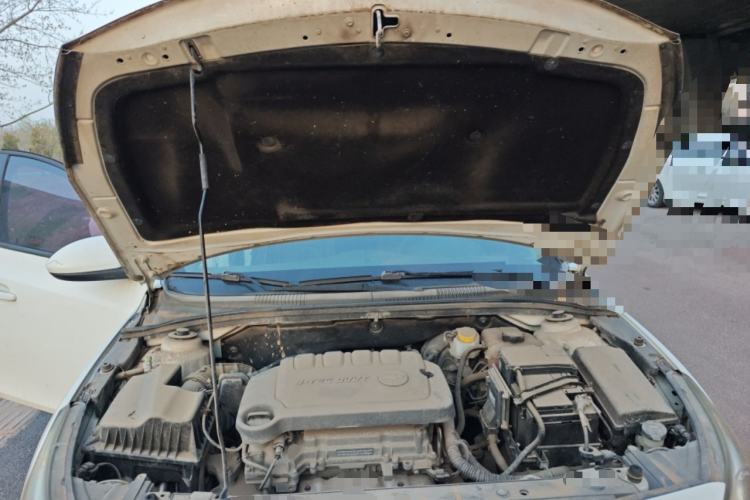 Used Chevrolet Cruze 2015 1.5L Classic SL MT Engine Bay