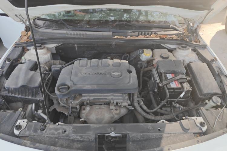 Used Chevrolet Cruze 2015 1.5L Classic SE MT Engine Bay