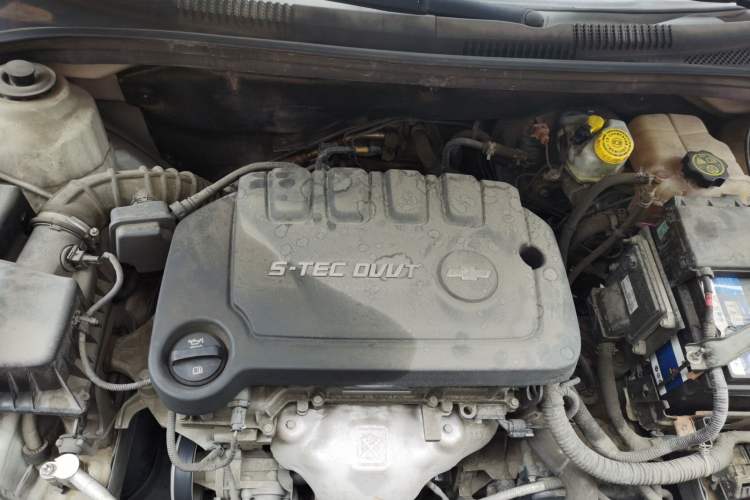 Used Chevrolet Cruze 2015 1.5L Classic SE AT Engine Bay