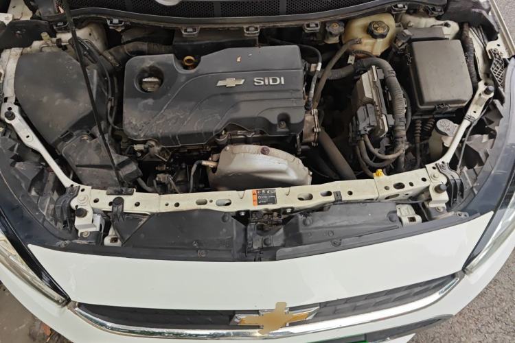Used Chevrolet Cruze 2015 1.5L Manual Elite Edition Engine Bay