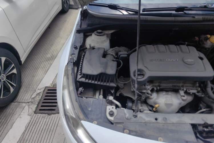 Used Chevrolet Cruze 2015 1.5L Classic SE AT Engine Bay Right