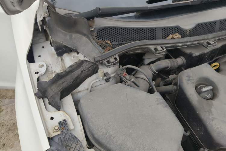 Used Chevrolet Cruze 2015 1.5L Manual Fashion Edition Engine Bay Right