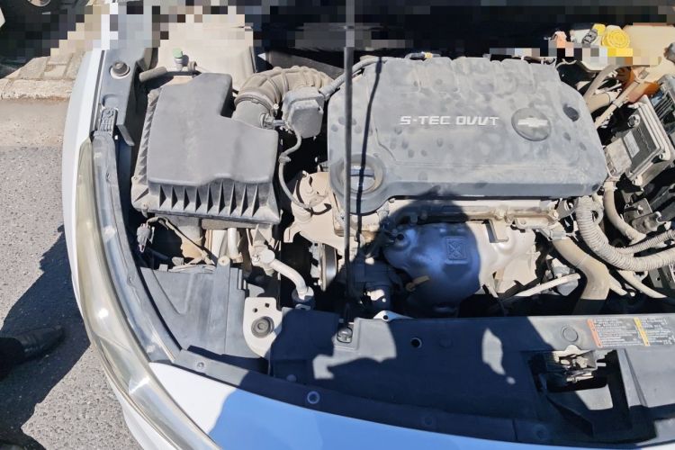 Used Chevrolet Cruze 2015 1.5L Classic SE AT Engine Bay Right