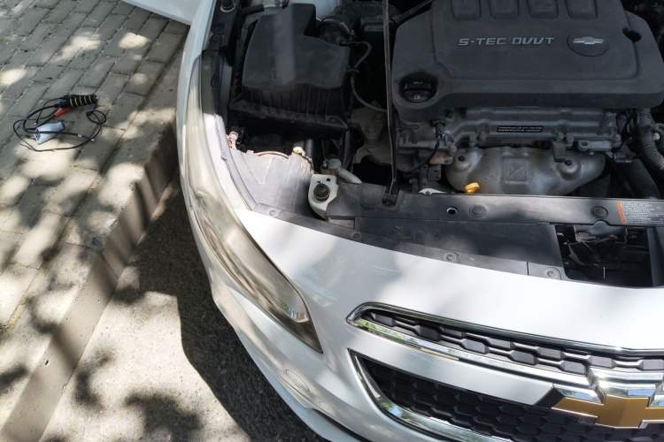 Used Chevrolet Cruze 2015 1.5L Classic SE MT Engine Bay Right