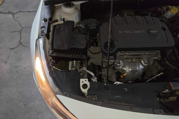 Used Chevrolet Cruze 2015 1.5L Classic SE AT Engine Bay Right