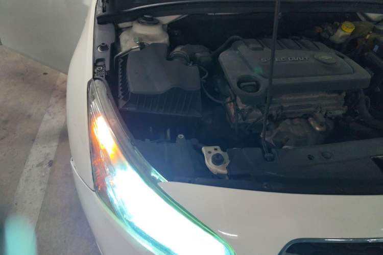 Used Chevrolet Cruze 2015 1.5L Classic SE AT Engine Bay Right