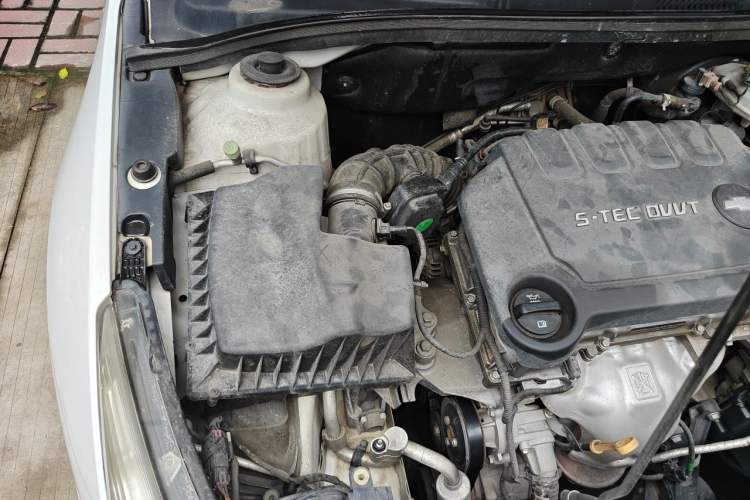 Used Chevrolet Cruze 2015 1.5L Classic SE AT Engine Bay Right