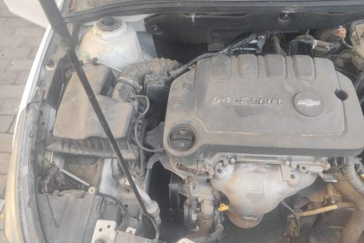 Used Chevrolet Cruze 2015 1.5L Classic SE AT Engine Bay Right