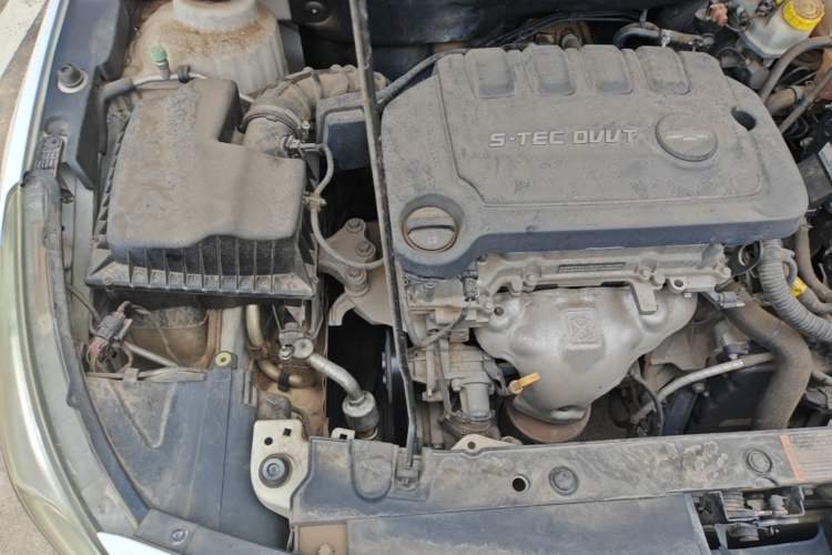 Used Chevrolet Cruze 2015 1.5L Classic SE AT Engine Bay Right