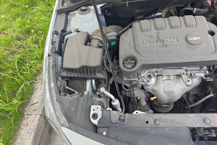 Used Chevrolet Cruze 2015 1.5L Classic SE AT Engine Bay Right