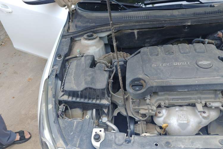 Used Chevrolet Cruze 2015 1.5L Classic SE AT Engine Bay Right