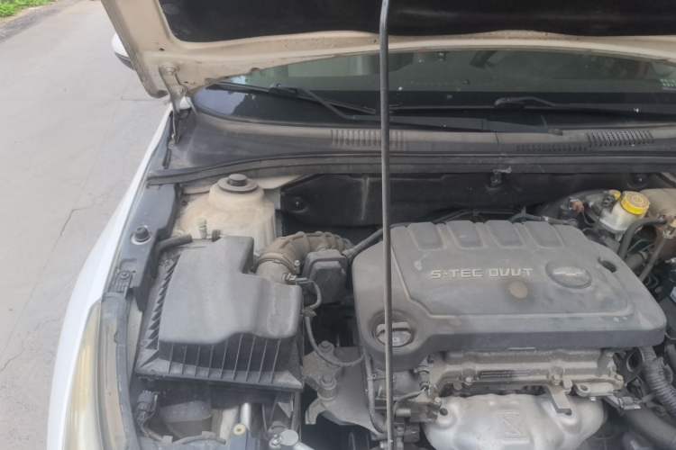 Used Chevrolet Cruze 2015 1.5L Classic SE AT Engine Bay Right