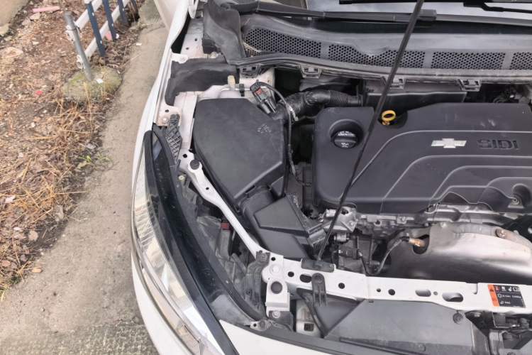 Used Chevrolet Cruze 2015 1.5L Manual Elite Edition Engine Bay Right