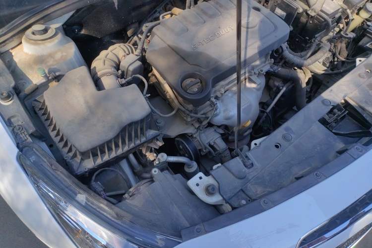 Used Chevrolet Cruze 2015 1.5L Classic SE AT Engine Bay Right