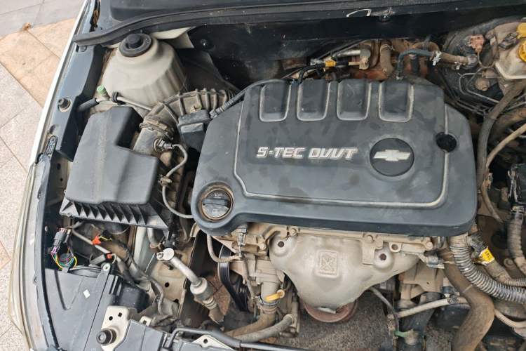 Used Chevrolet Cruze 2015 1.5L Classic SE AT Engine Bay Right