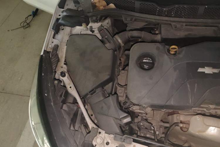 Used Chevrolet Cruze 2015 1.5L Manual Fashion Edition Engine Bay Right