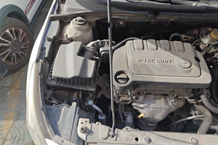 Used Chevrolet Cruze 2015 1.5L Classic SE AT Engine Bay Right