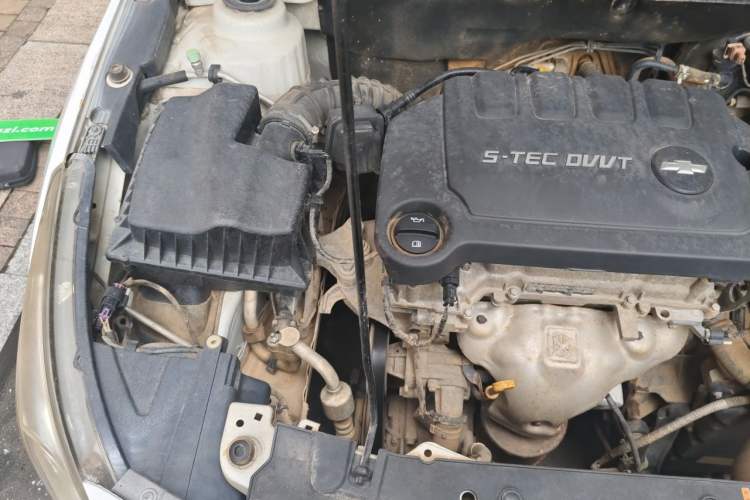 Used Chevrolet Cruze 2015 1.5L Classic SE AT Engine Bay Right
