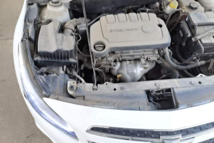 Used Chevrolet Cruze 2015 1.5L Classic SE AT Engine Bay Right