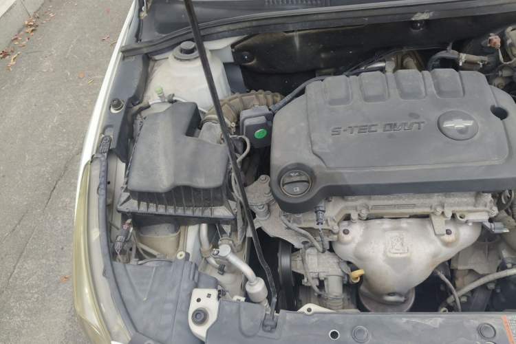 Used Chevrolet Cruze 2015 1.5L Classic SE AT Engine Bay Right