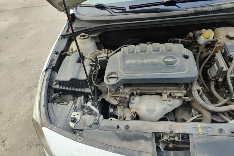 Used Chevrolet Cruze 2015 1.5L Classic SE AT Engine Bay Right