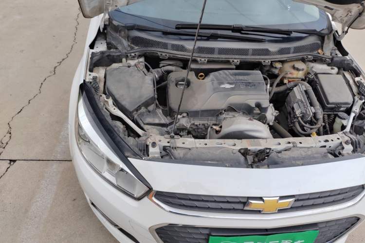Used Chevrolet Cruze 2015 1.5L Manual Elite Edition Engine Bay Right