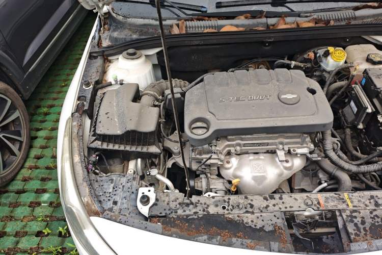 Used Chevrolet Cruze 2015 1.5L Classic SE AT Engine Bay Right