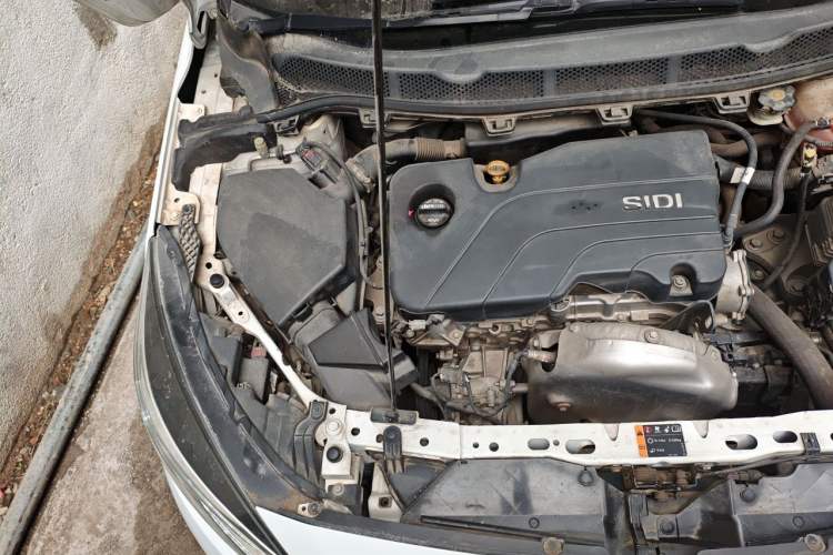 Used Chevrolet Cruze 2015 1.5L Automatic Luxury Edition Engine Bay Right