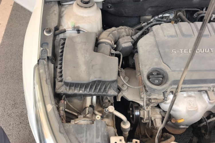 Used Chevrolet Cruze 2015 1.5L Classic SE AT Engine Bay Right