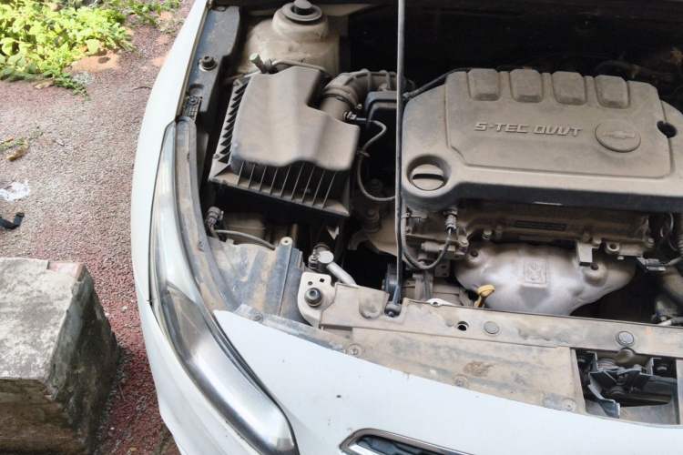 Used Chevrolet Cruze 2015 1.5L Classic SE AT Engine Bay Right