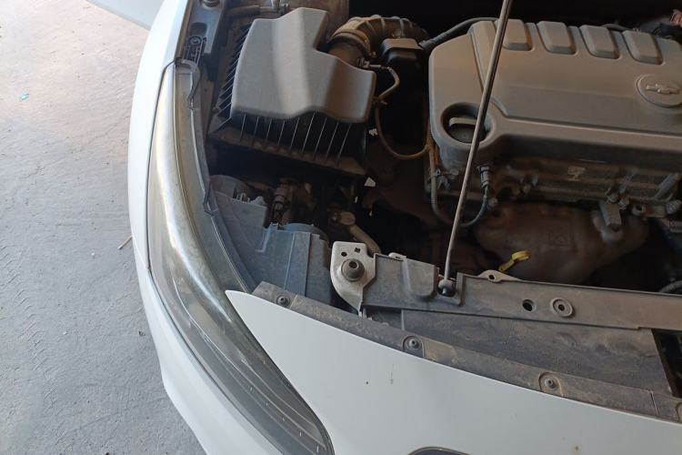 Used Chevrolet Cruze 2015 1.5L Classic SE AT Engine Bay Right