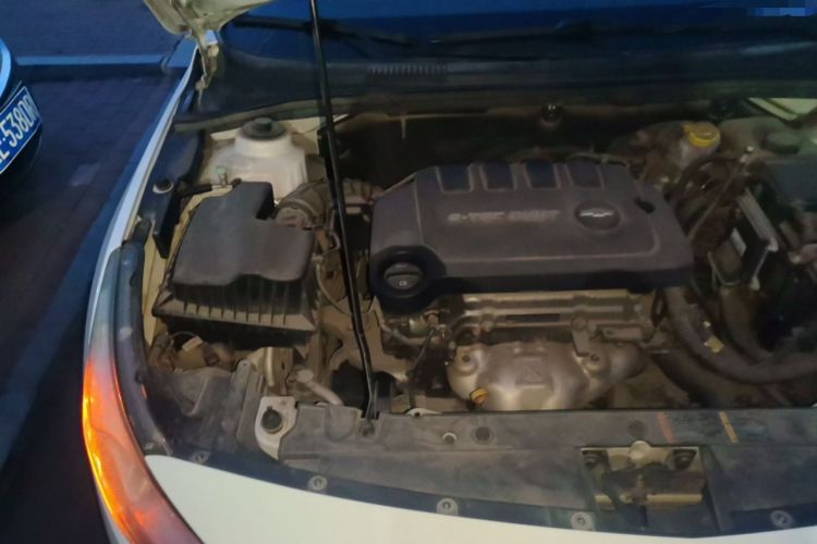 Used Chevrolet Cruze 2015 1.5L Classic SE AT Engine Bay Right